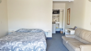 Ploughman Motel - Freehold Going Concern