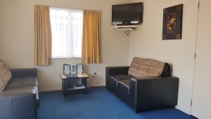 Braemar Motor Lodge - Business