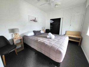 Racecourse Motel