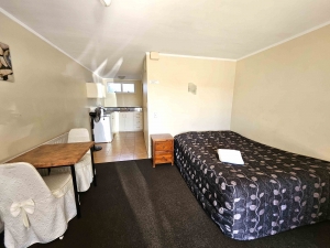 Gateway International Motel