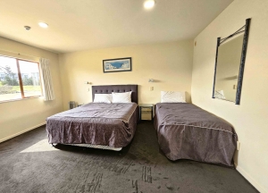 Albany Executive Motor Inn