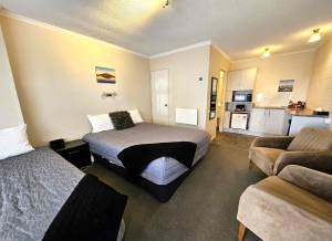 Sentry Hill Motel (FHGC)