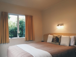 Braemar Motor Lodge - Business