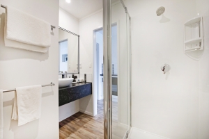 Camellia Court Motel